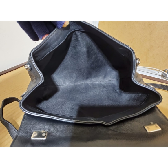 LOUIS VUITTON Lockme BB Black Pebbled Leather Bag - Picture 12 of 12